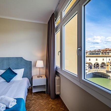 Yd Balcony On Pontevecchio View Apartman Firenze Kültér fotó