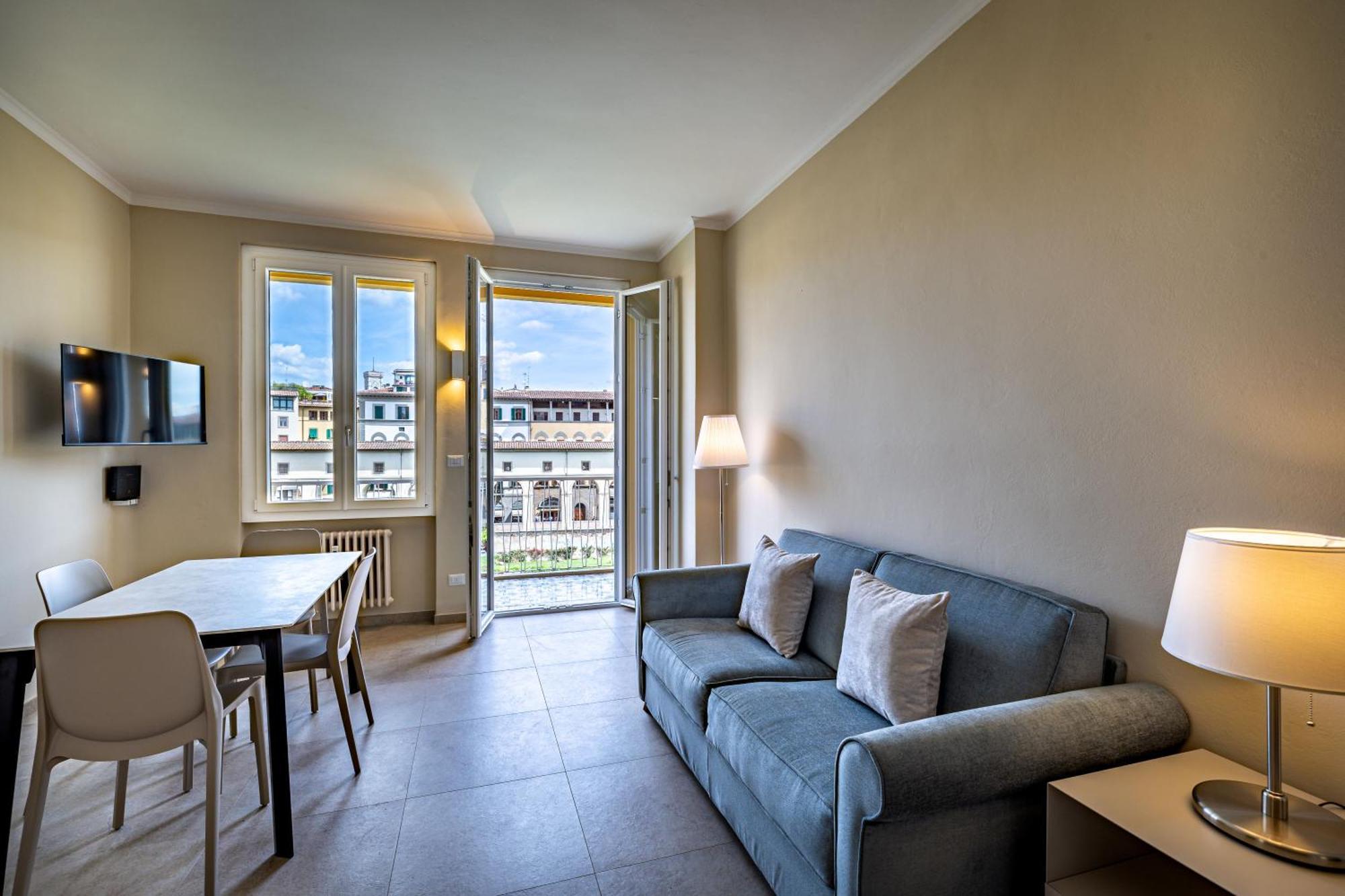 Yd Balcony On Pontevecchio View Apartman Firenze Kültér fotó