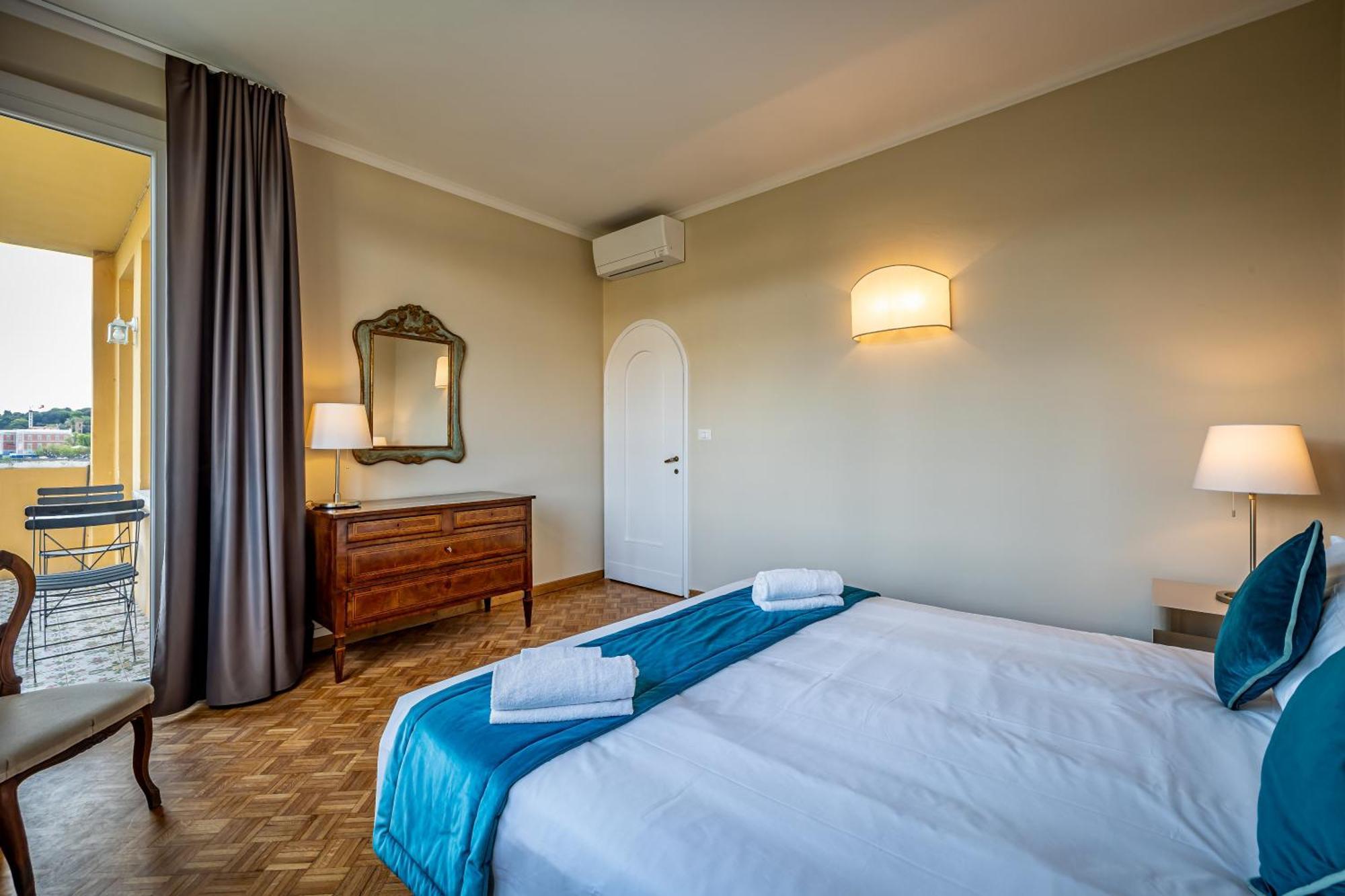 Yd Balcony On Pontevecchio View Apartman Firenze Kültér fotó